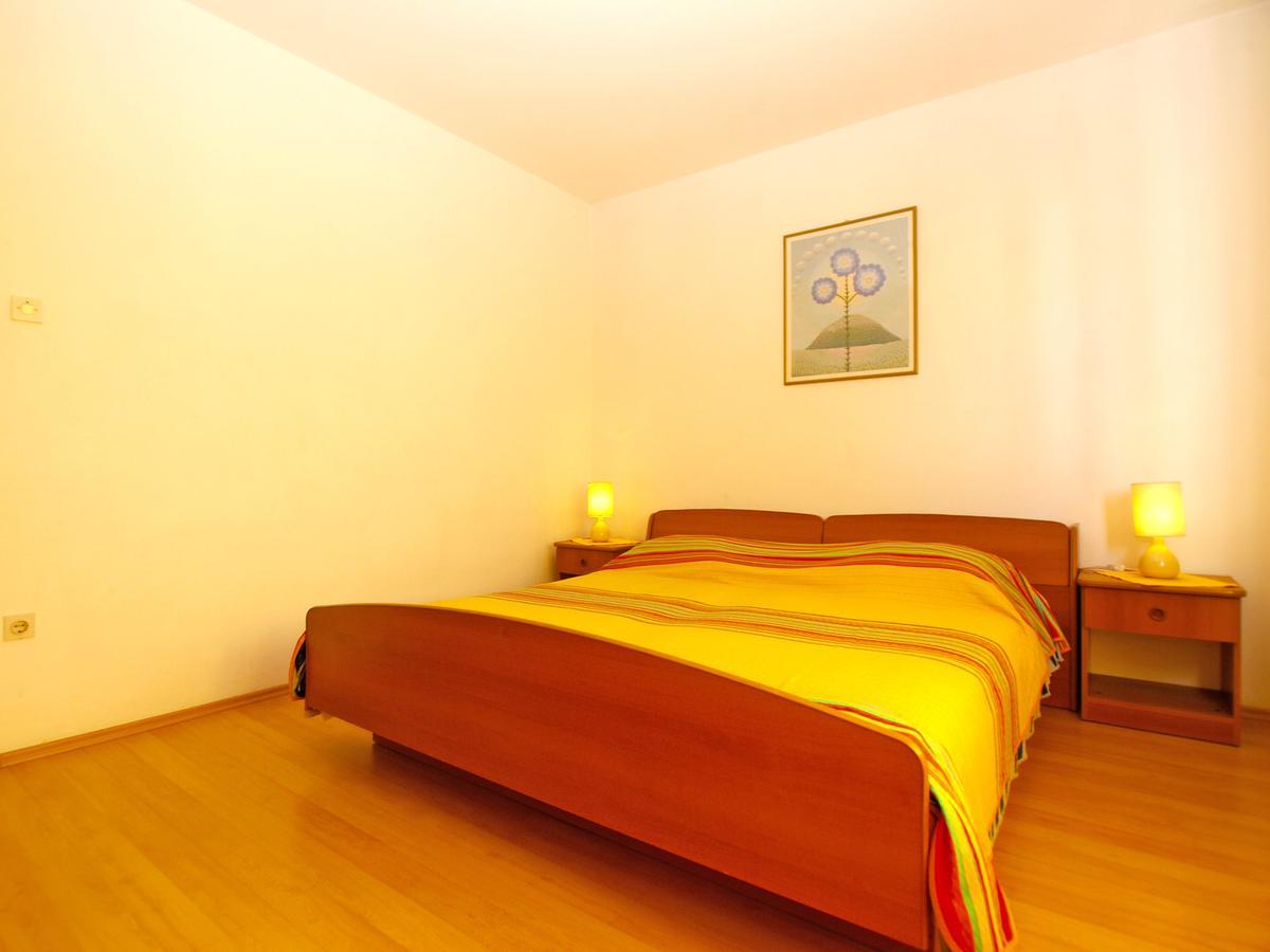 Apartments Mirela 1554 Pula Ngoại thất bức ảnh