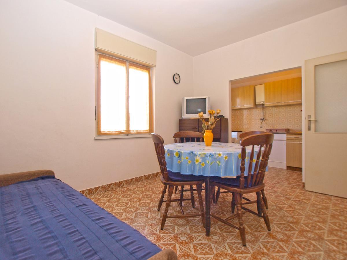 Apartments Mirela 1554 Pula Ngoại thất bức ảnh