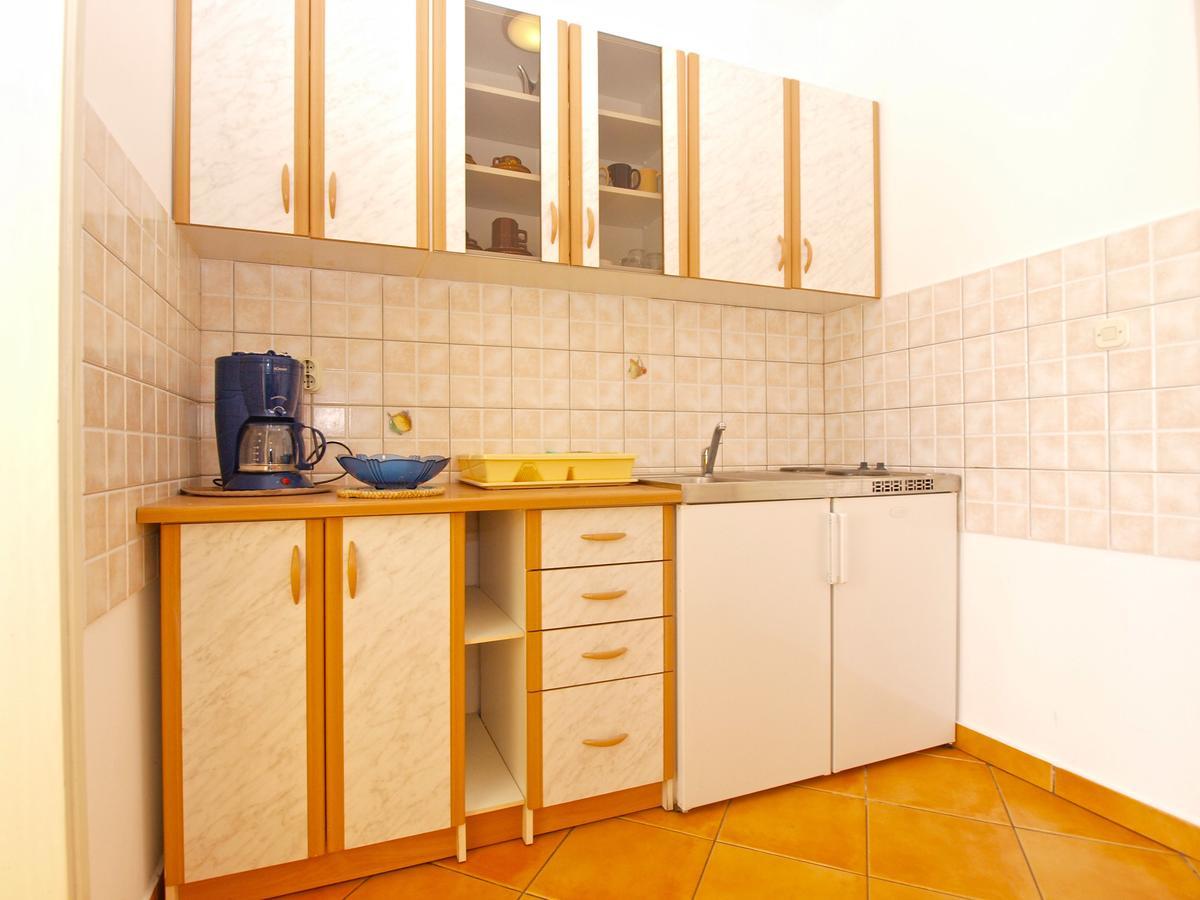 Apartments Mirela 1554 Pula Ngoại thất bức ảnh