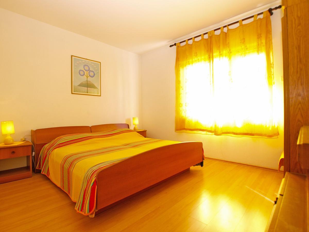 Apartments Mirela 1554 Pula Ngoại thất bức ảnh